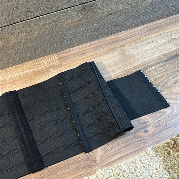 Waist Trainer Corset Waist Control 32" Flat to 50"+ Stretched Noted 3X NWOT - Picture 5 of 10